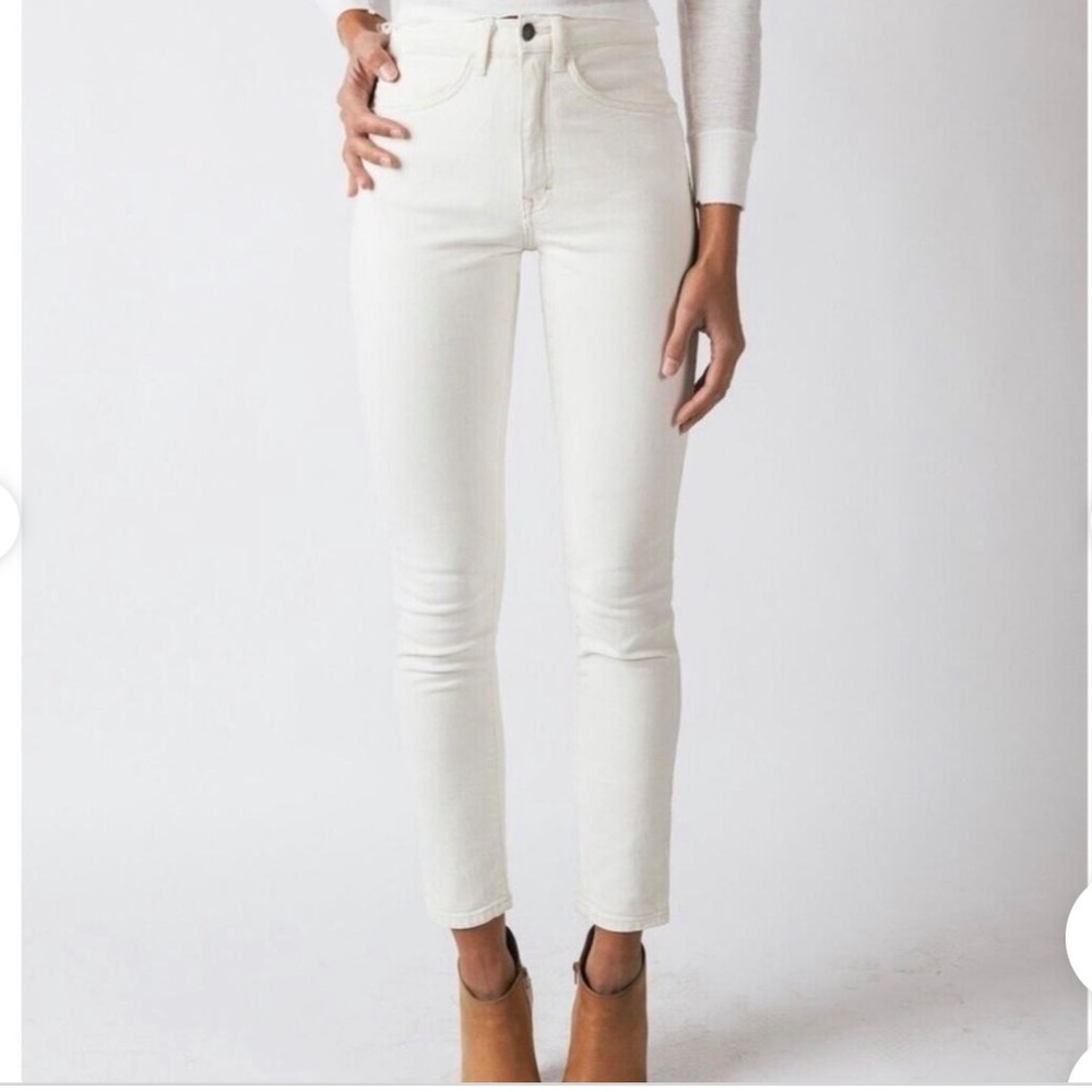 Imogene and Willie White Slim Cropped Jeans Size 26